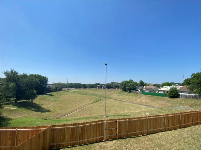 $900 | 2305 Cedrick Cove, Unit D, Austin, TX 78748