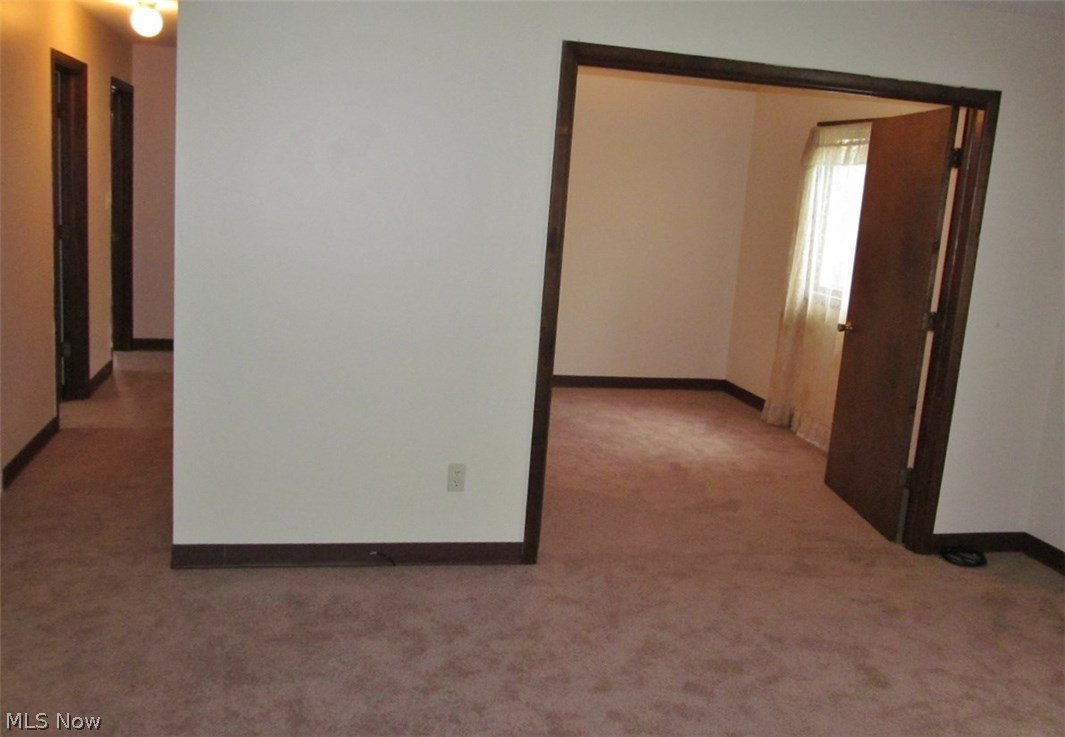 6627 State Road Parma, OH 44134 - Photo 10 of 18