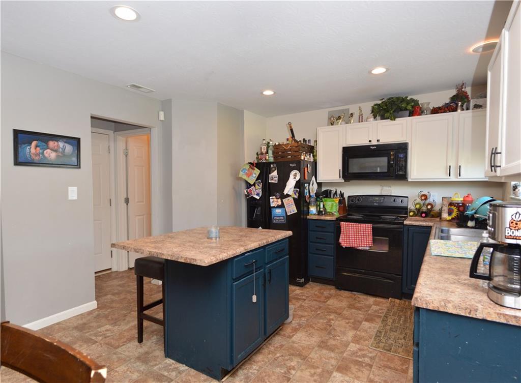 2526 Autumn Road Indianapolis, IN 46229 - Photo 9 of 28