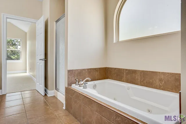 $300,000 | 23338 Fairway Gardens, Springfield, LA 70462