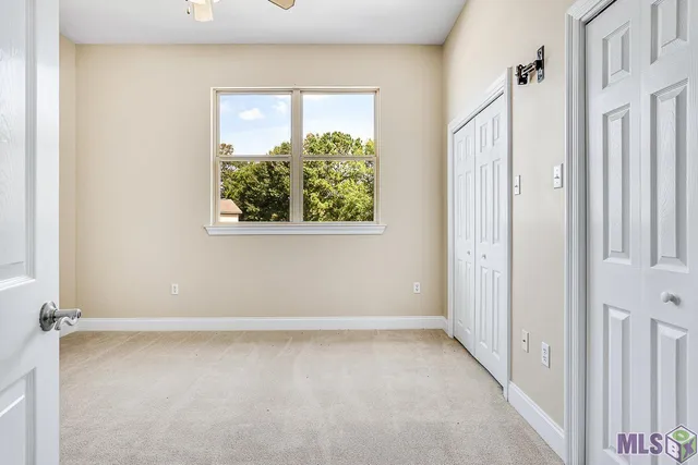 $300,000 | 23338 Fairway Gardens, Springfield, LA 70462