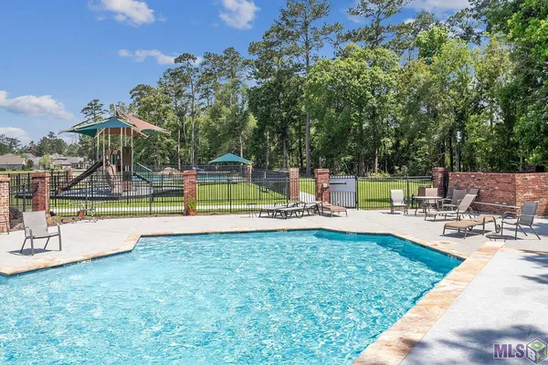 $289,000 | 23338 Fairway Gardens, Springfield, LA 70462