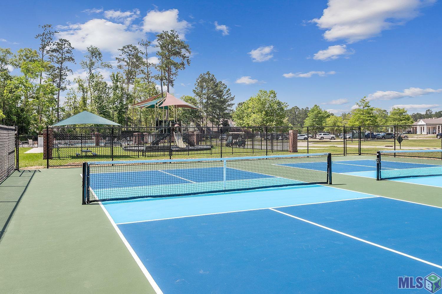 23338 Fairway Gardens Springfield, LA 70462 - Photo 33 of 40