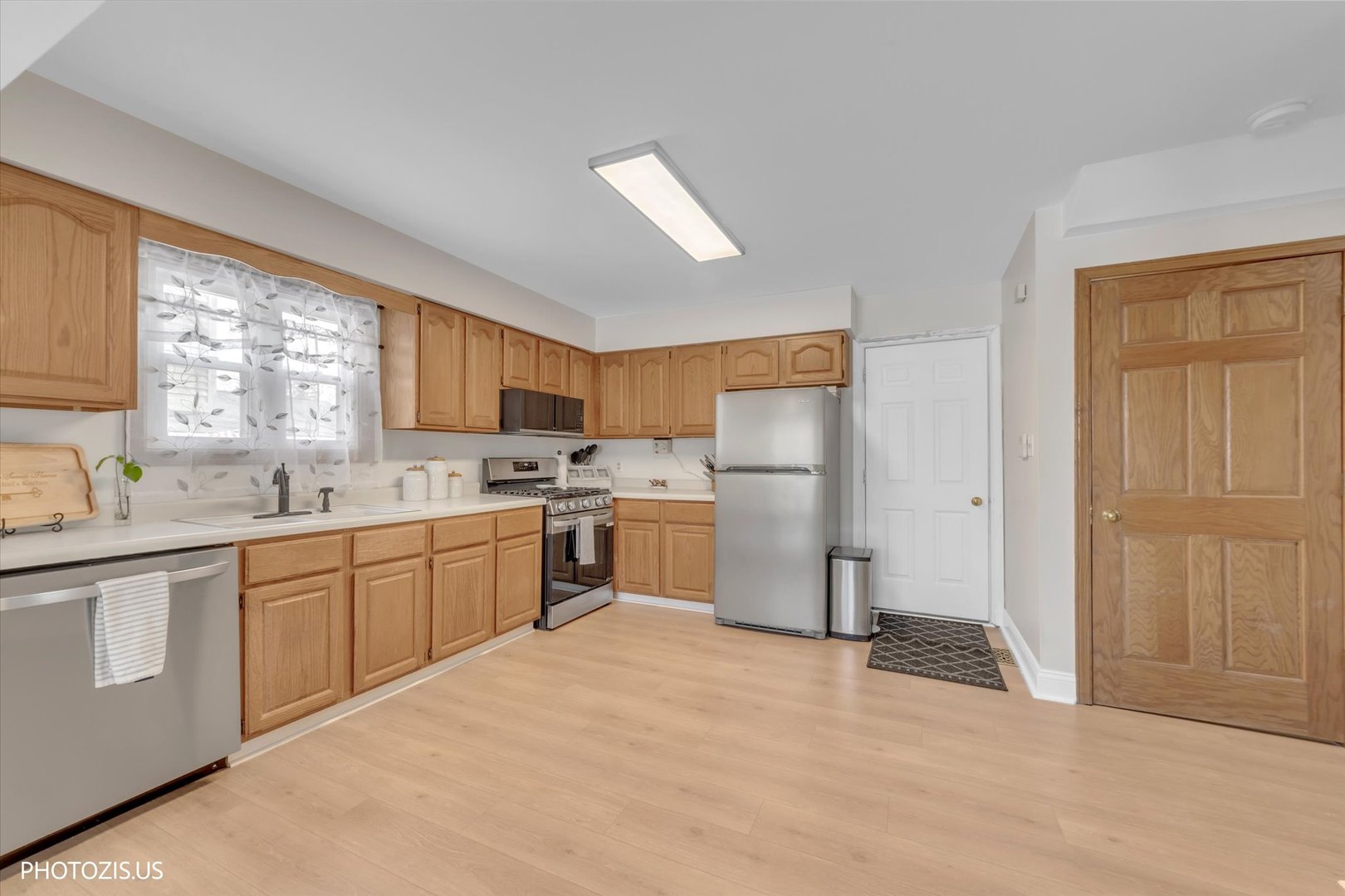 314 Maple Lane Round Lake, IL 60073 - Photo 14 of 50