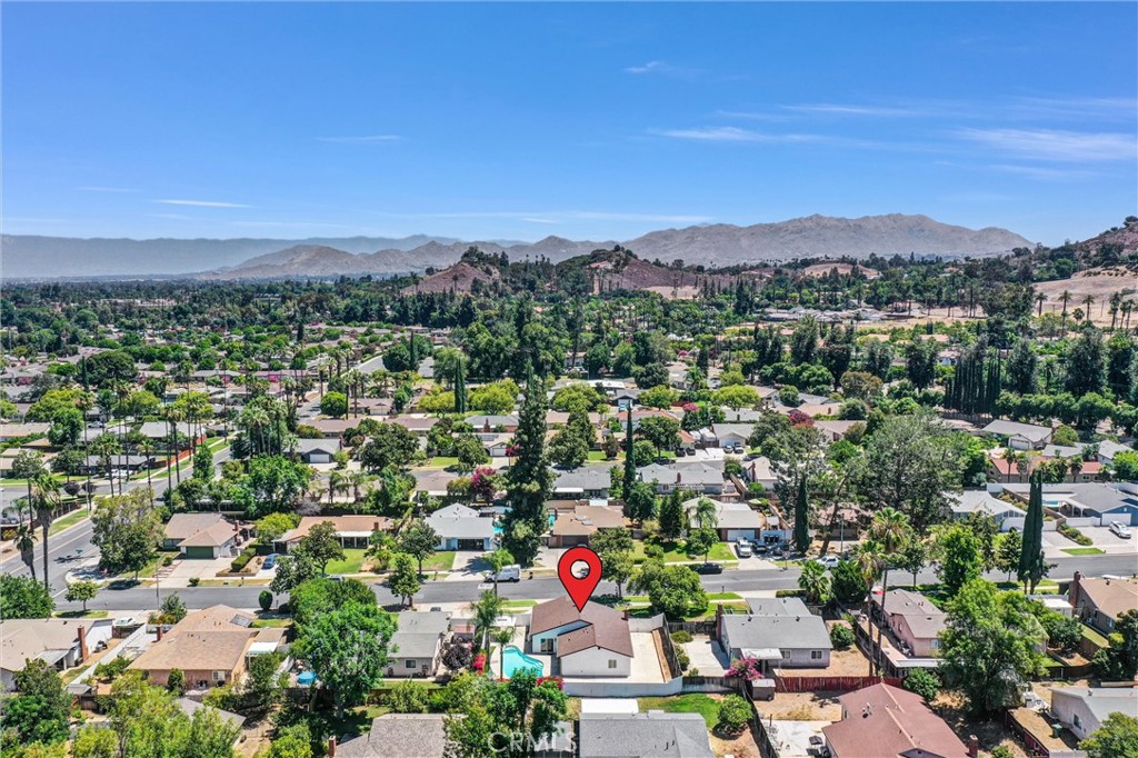 2862 Westridge Road Riverside, CA 92506 - Photo 31 of 34