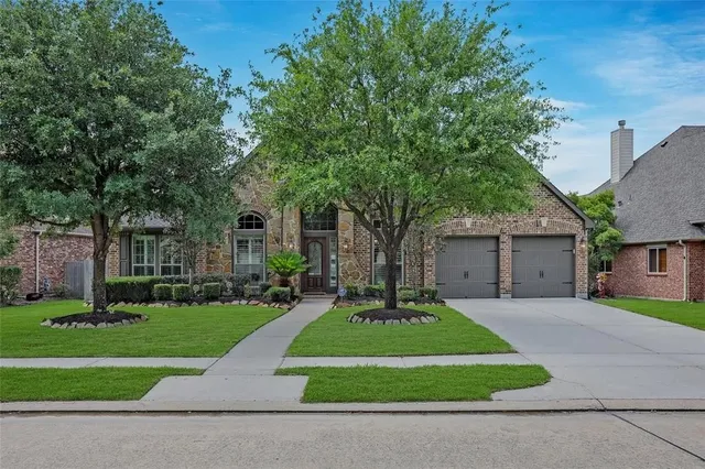 $579,900 | 28343 Shining Creek Lane, Spring, TX 77386