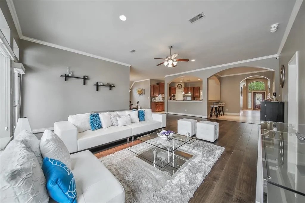 28343 Shining Creek Lane Spring, TX 77386 - Photo 10 of 39