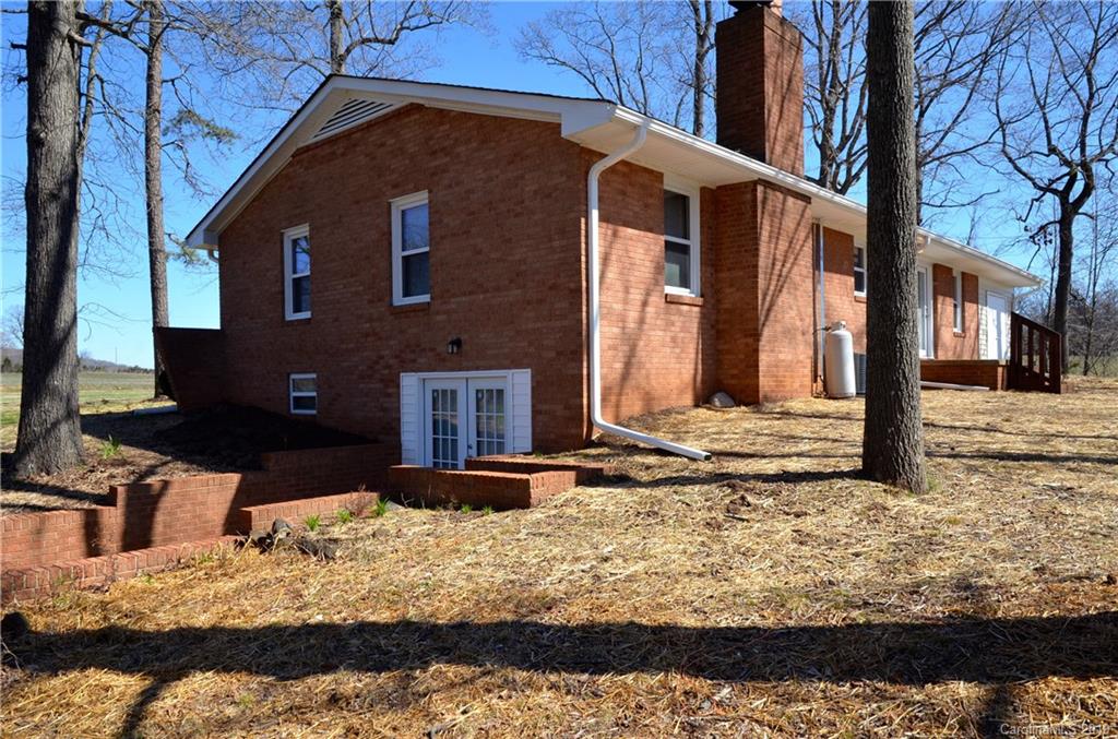 545 Redmon Road Cleveland, NC 27013 - Photo 4 of 23 Gallery Image 4