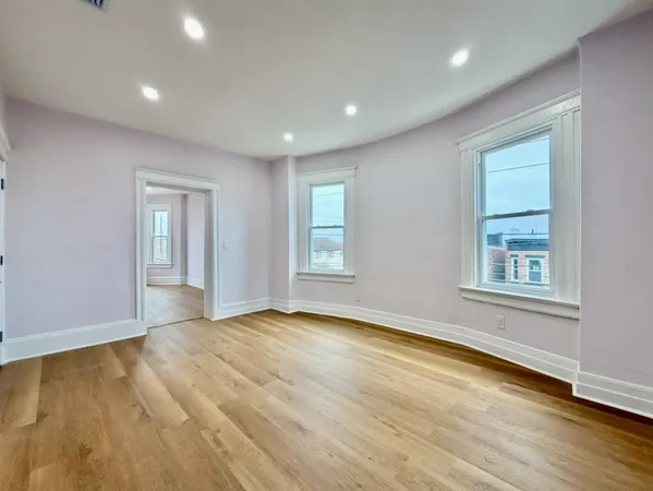 $2,600 | 130 Beach Street, Unit 2, Jersey City, NJ 07307