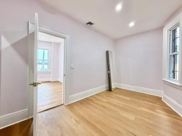 $2,600 | 130 Beach Street, Unit 2, Jersey City, NJ 07307