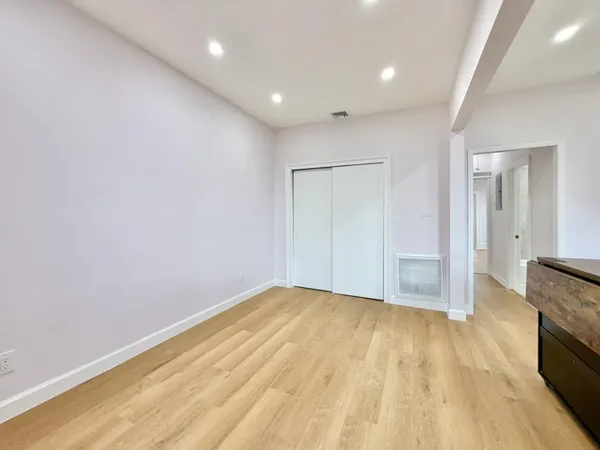 $2,600 | 130 Beach Street, Unit 2, Jersey City, NJ 07307