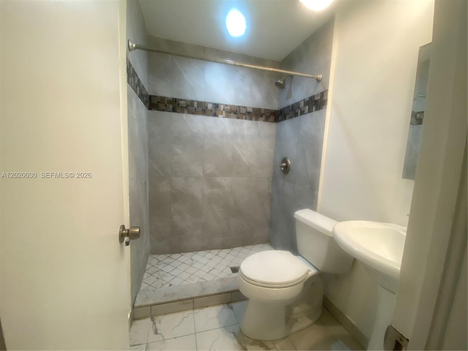 1842 Thomas Street, Unit R Hollywood, FL 33020 - Photo 6 of 6