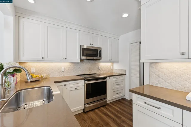 $998,000 | 7 Songbird Court, Lafayette, CA 94549