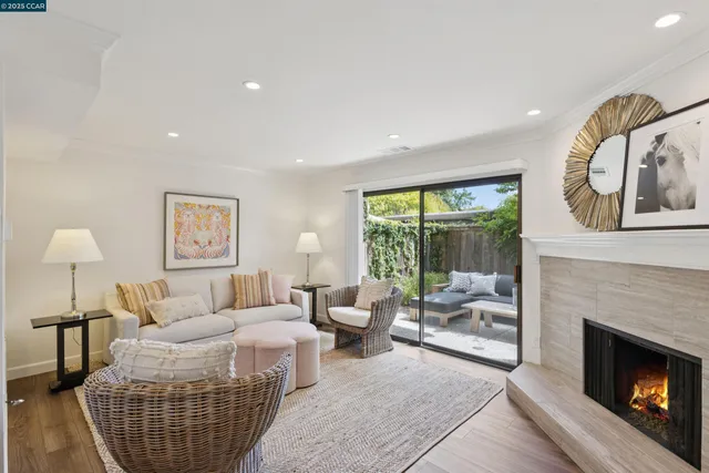 $998,000 | 7 Songbird Court, Lafayette, CA 94549