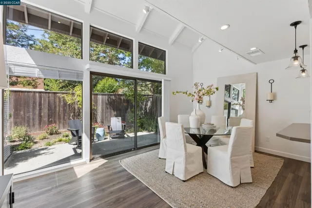 $998,000 | 7 Songbird Court, Lafayette, CA 94549