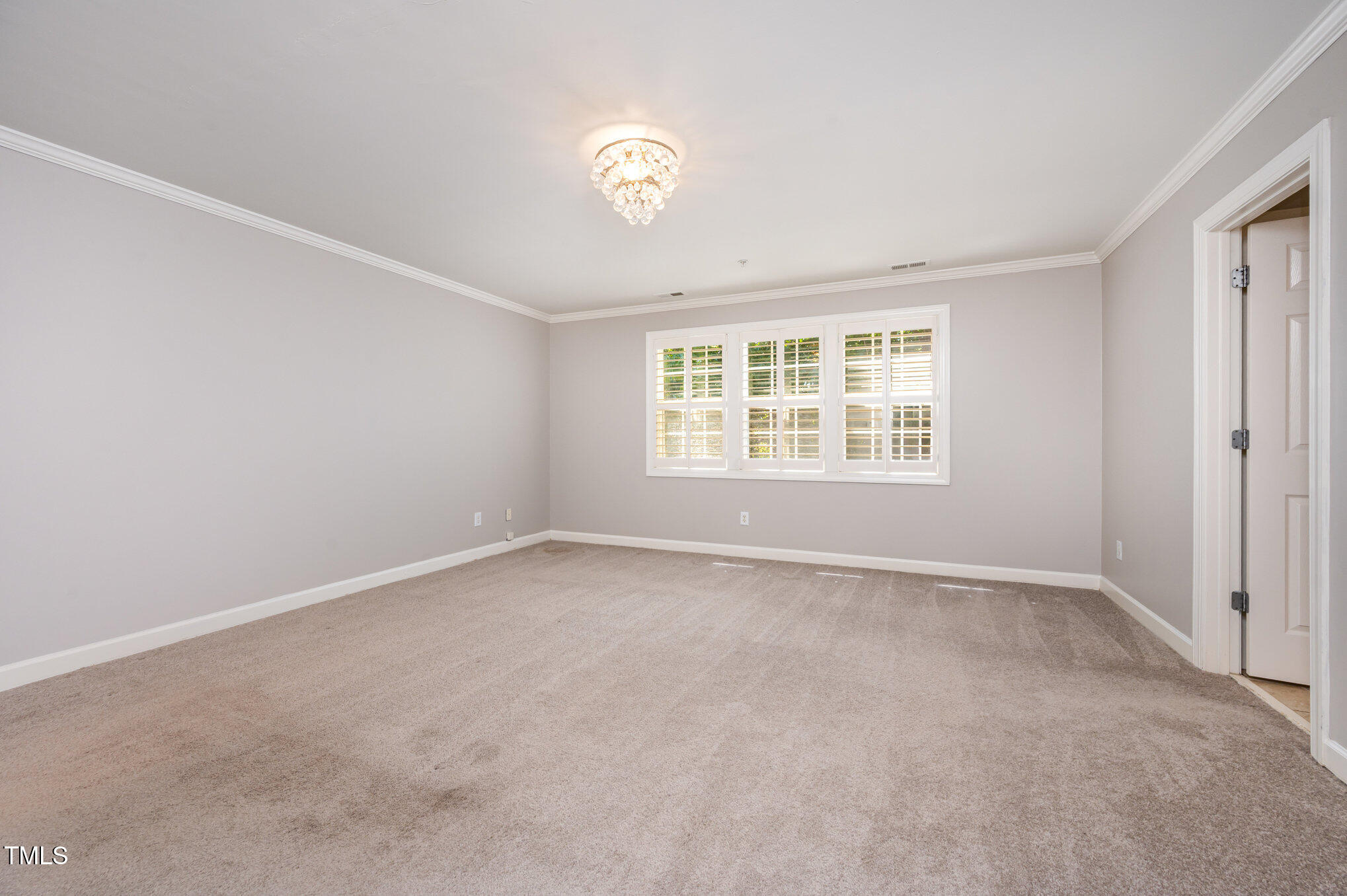 214 Towne Ridge Lane Chapel Hill, NC 27516 - Photo 16 of 32 017_file_324