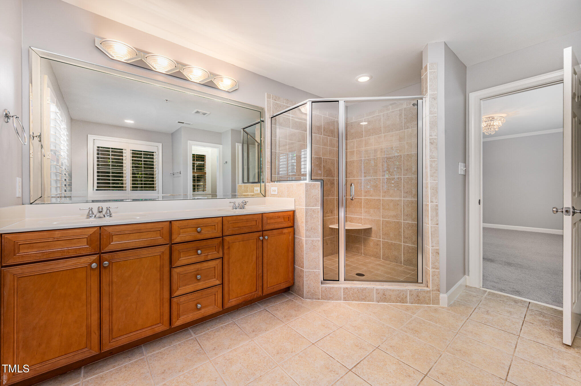 214 Towne Ridge Lane Chapel Hill, NC 27516 - Photo 18 of 32 019_file_616