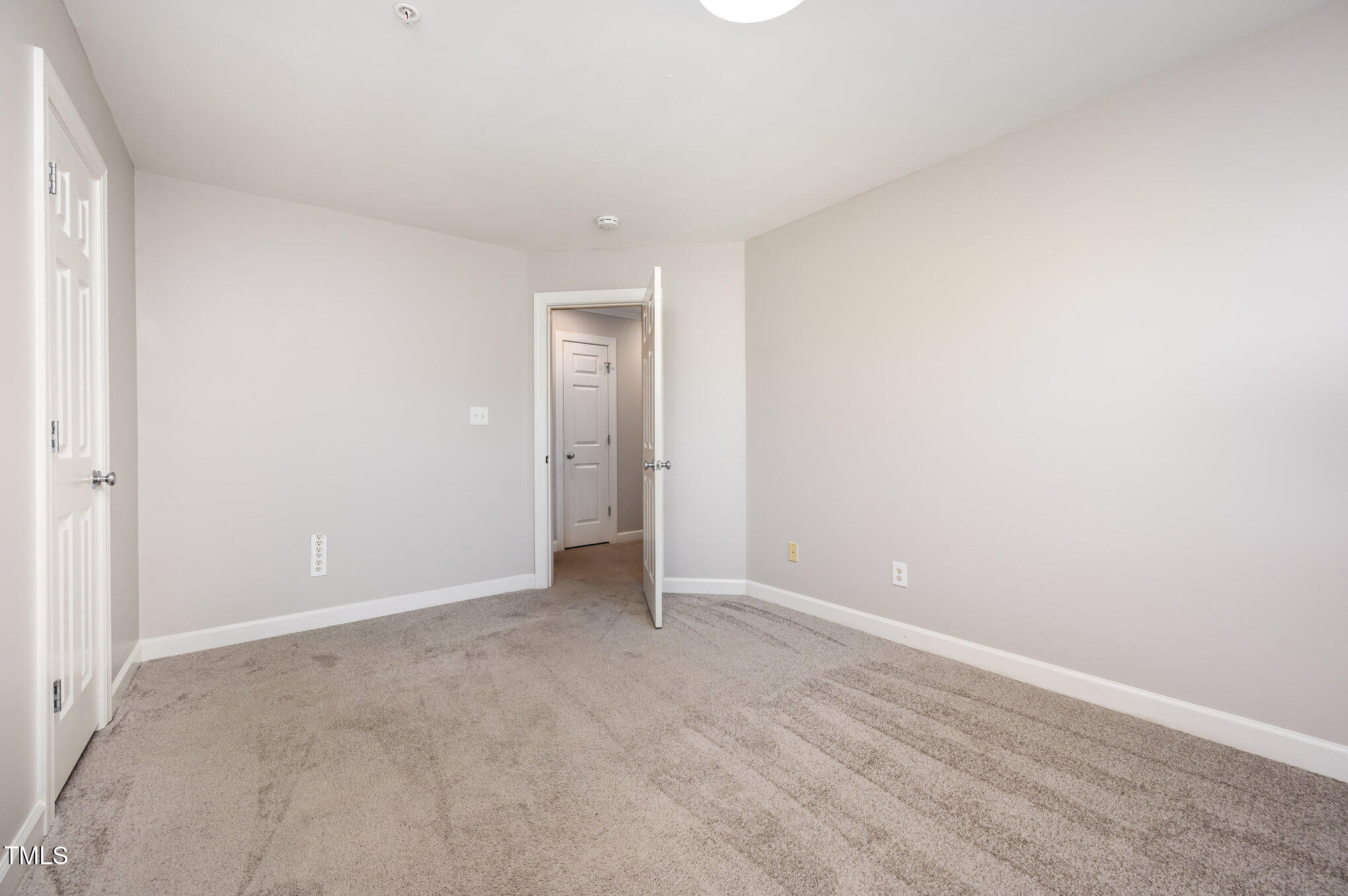 214 Towne Ridge Lane Chapel Hill, NC 27516 - Photo 21 of 32 022_file_653