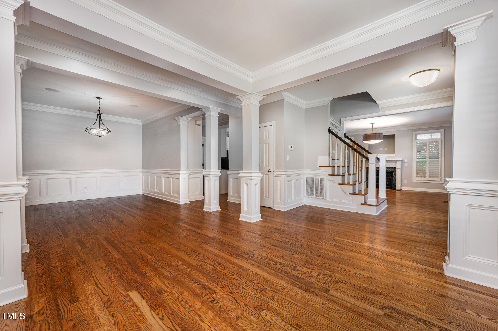 214 Towne Ridge Lane Chapel Hill, NC 27516 - Photo 5 of 32 006_file_622