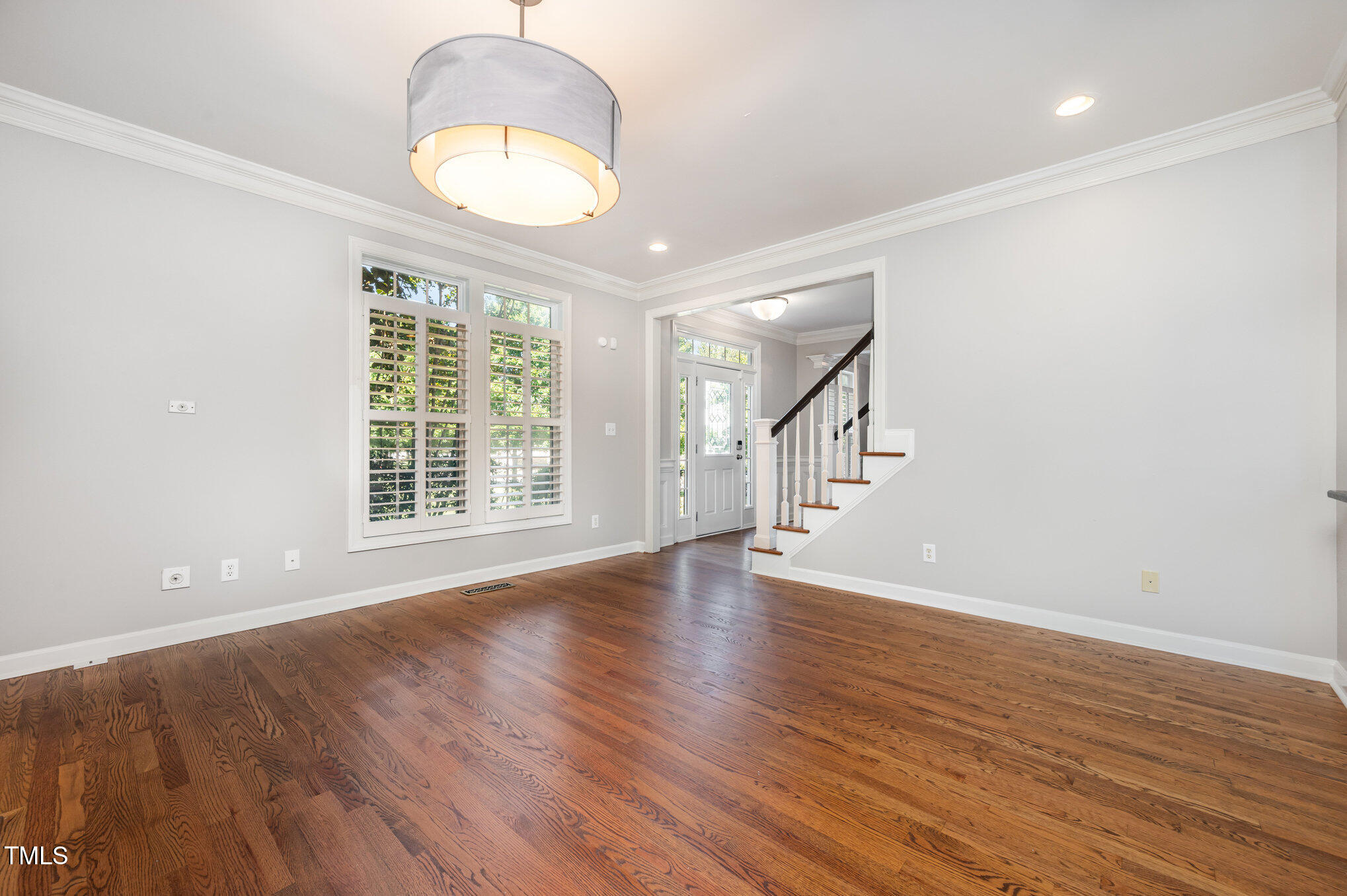 214 Towne Ridge Lane Chapel Hill, NC 27516 - Photo 7 of 32 008_file_176