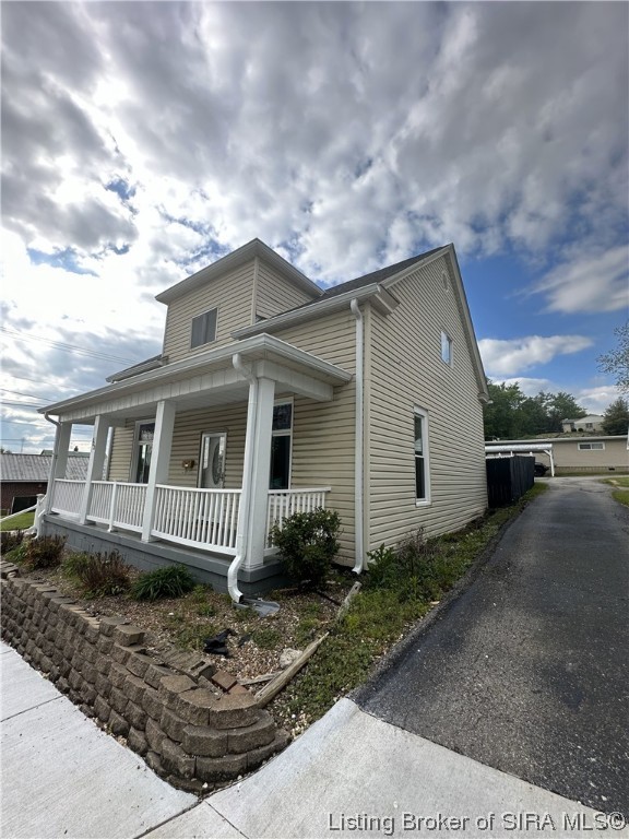 922 Washington Street Tell City, IN 47586 - Photo 2 of 6