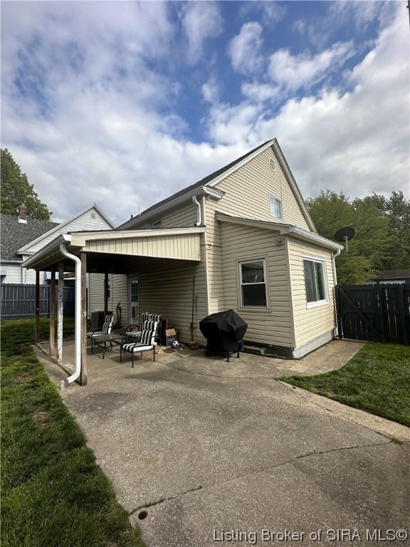 922 Washington Street Tell City, IN 47586 - Photo 5 of 6