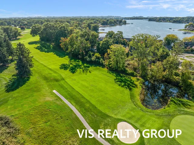 $499,900 | 17526 North Fruitport Road, Unit 9, Spring Lake, MI 49456