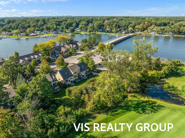 $499,900 | 17526 North Fruitport Road, Unit 9, Spring Lake, MI 49456