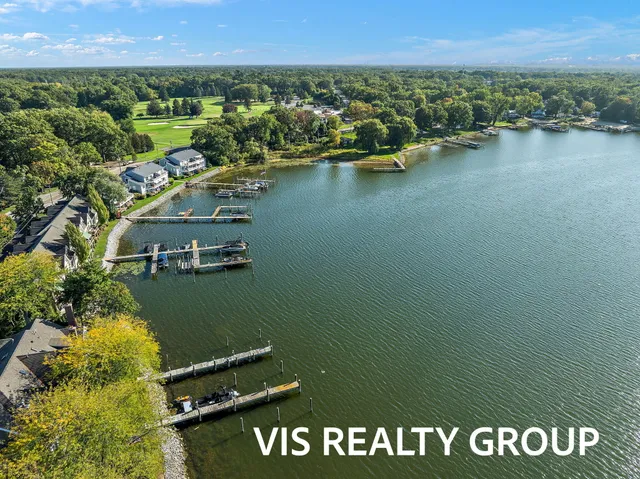 $499,900 | 17526 North Fruitport Road, Unit 9, Spring Lake, MI 49456