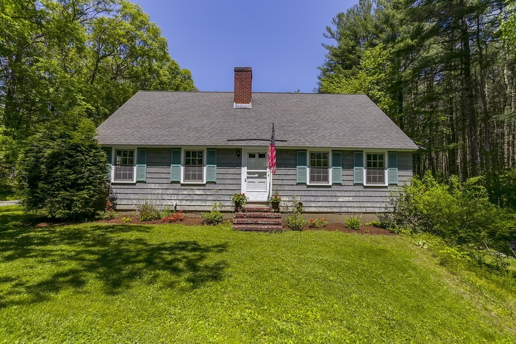 147 Sudbury Road Weston, MA 02493 - Photo 2 of 30