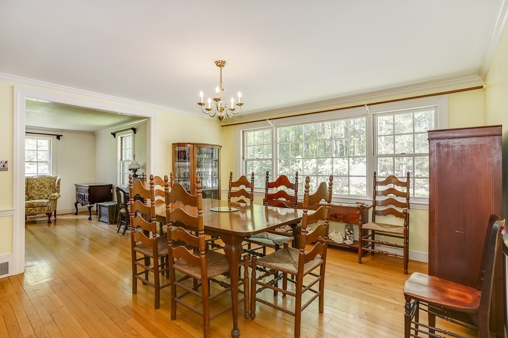 147 Sudbury Road Weston, MA 02493 - Photo 9 of 30