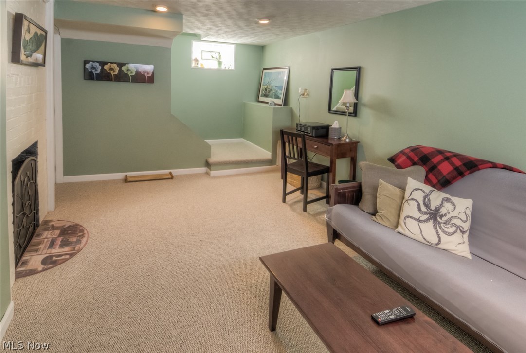 5139 Mayview Road Cleveland, OH 44124 - Photo 12 of 17