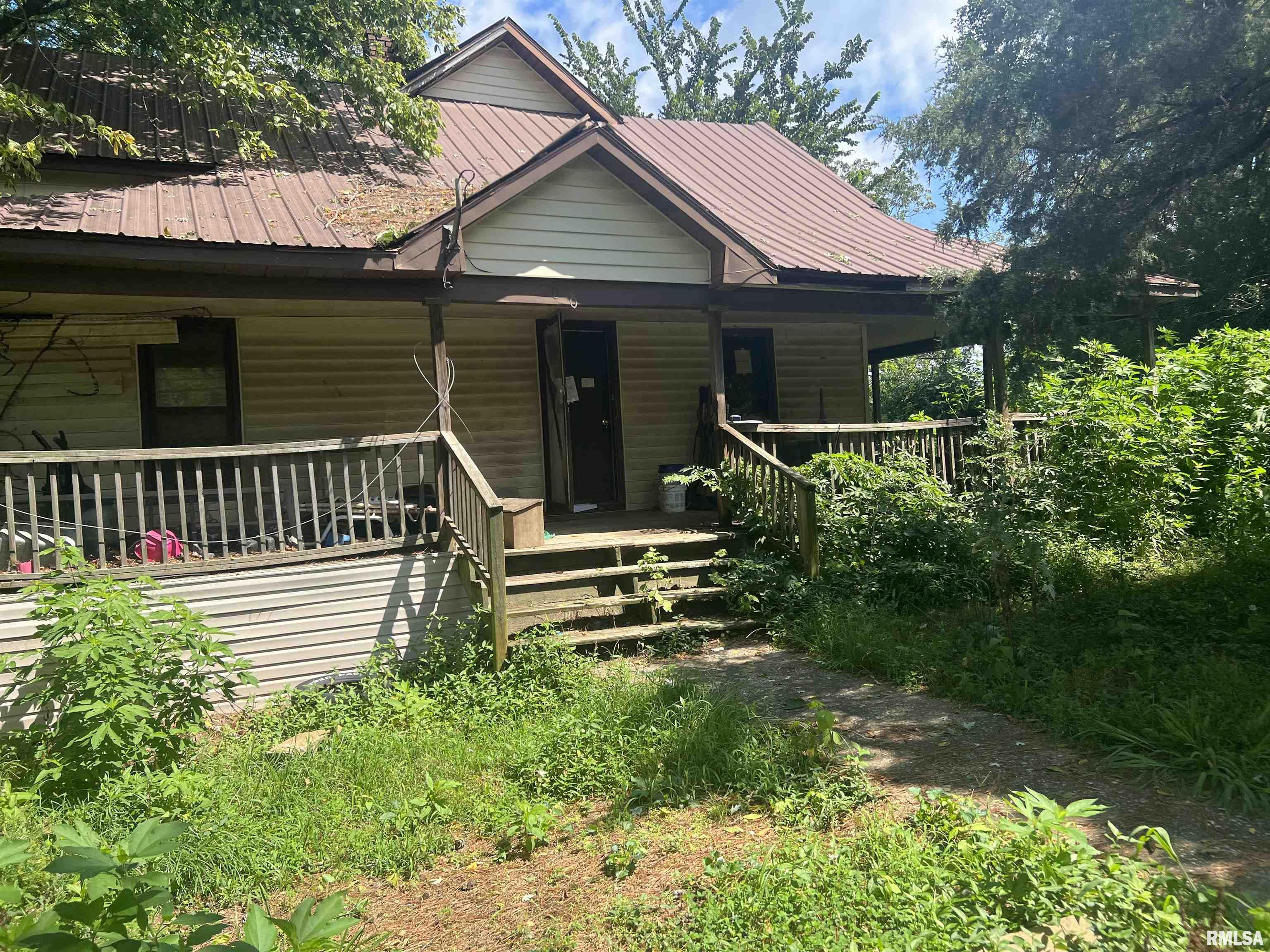 180 Chestnut Street, Alto Pass, IL 62905 Compass