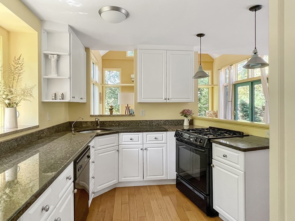 68 Tower Lane Edgartown, MA 02539 - Photo 13 of 39