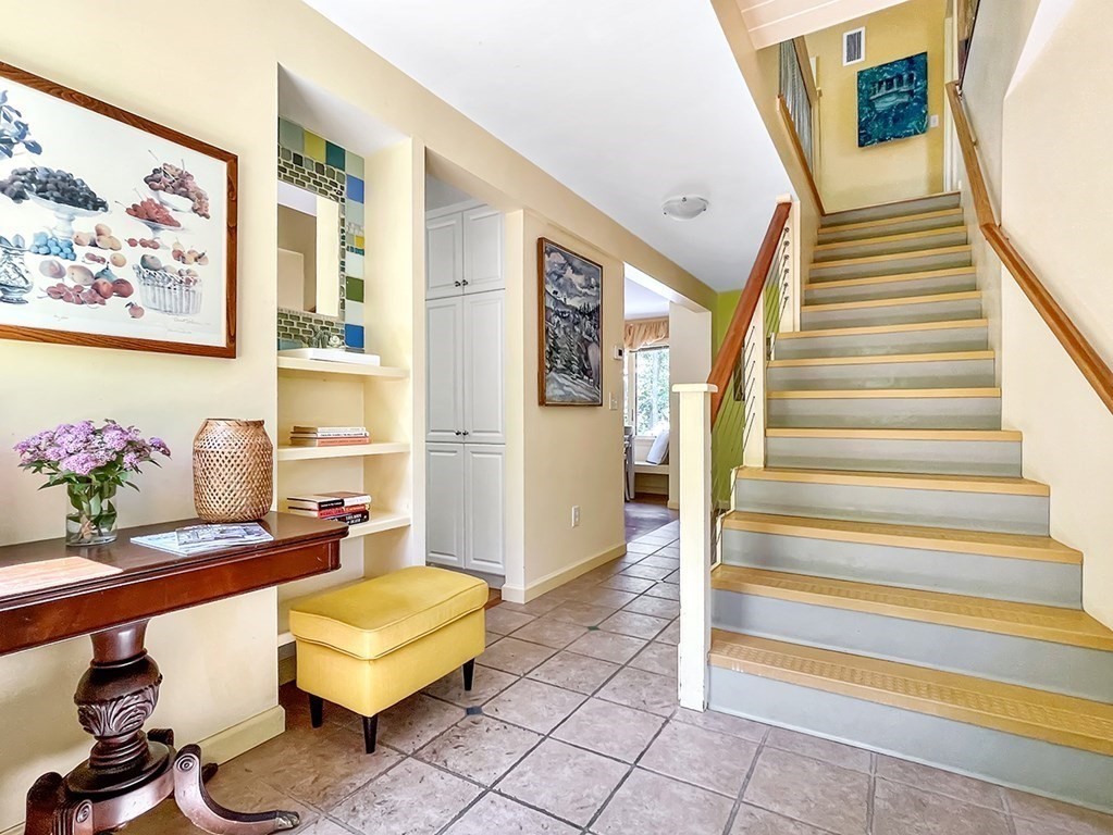 68 Tower Lane Edgartown, MA 02539 - Photo 21 of 39