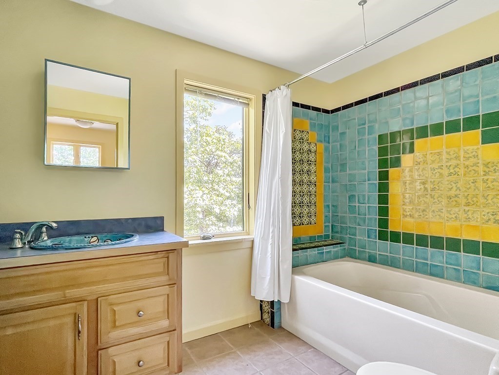 68 Tower Lane Edgartown, MA 02539 - Photo 24 of 39