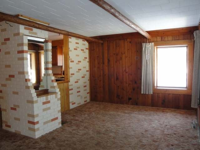3149 South Rifle Road Rhinelander, WI 54501 - Photo 3 of 20 Gallery Image 3
