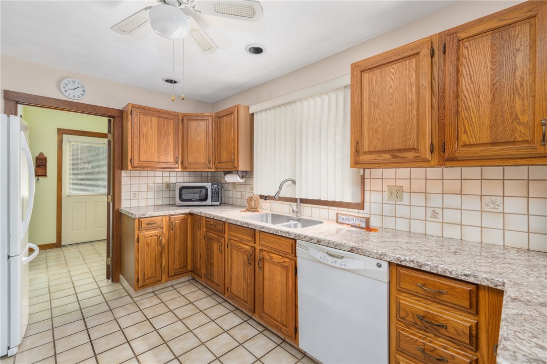 137 Widow Sweets Road Exeter, RI 02822 - Photo 15 of 48