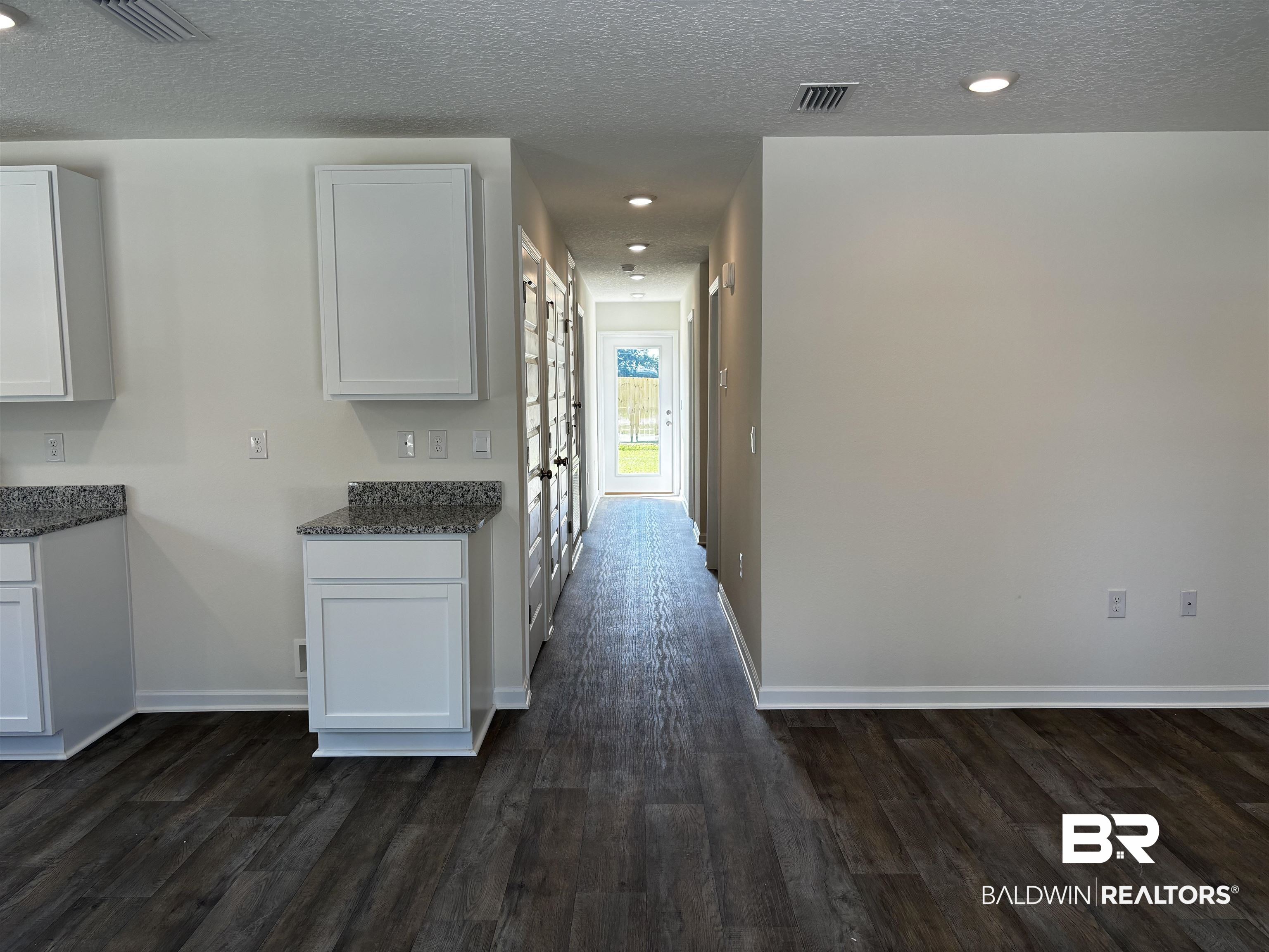 1048 South Bay Street Foley, AL 36535 - Photo 5 of 30