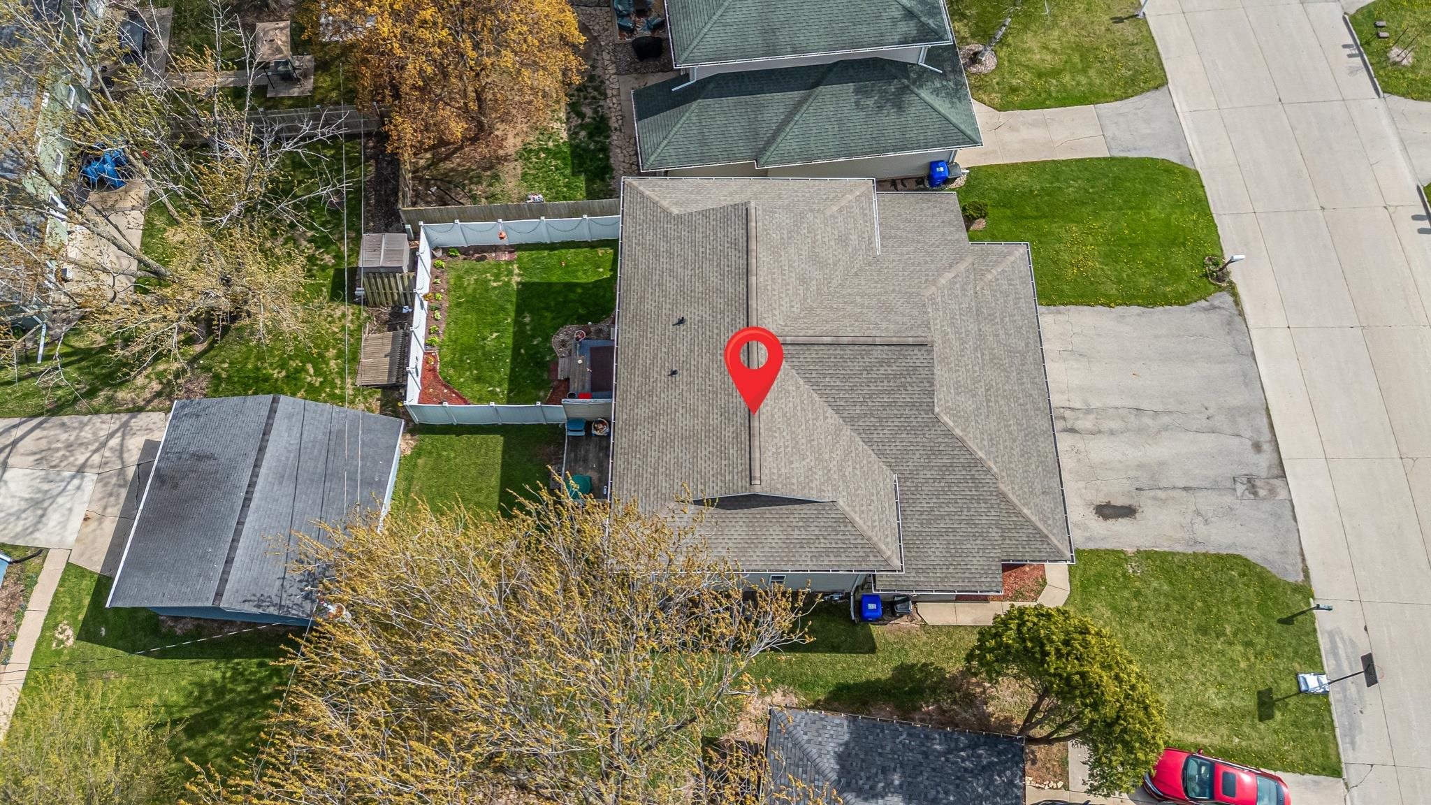 722 North Hawthorne Drive Appleton, WI 54915 - Photo 17 of 20