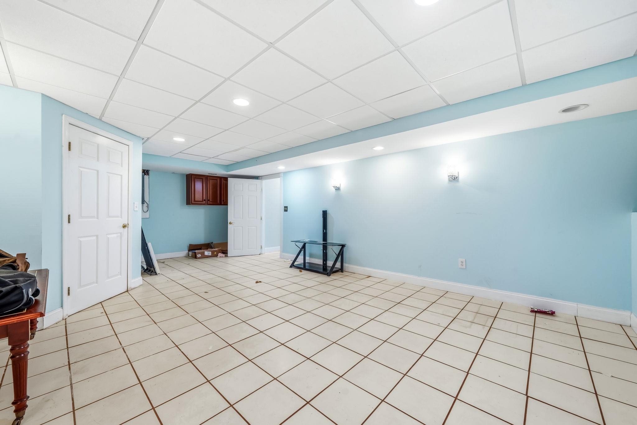 160 South Elm Street Manchester, NH 03103 - Photo 23 of 52