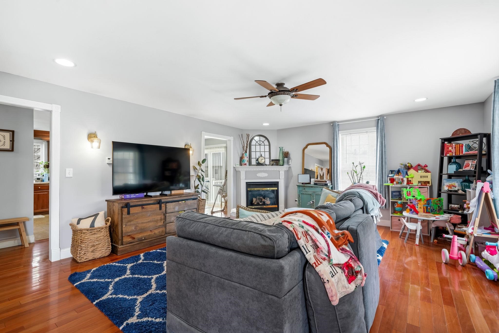 160 South Elm Street Manchester, NH 03103 - Photo 32 of 52