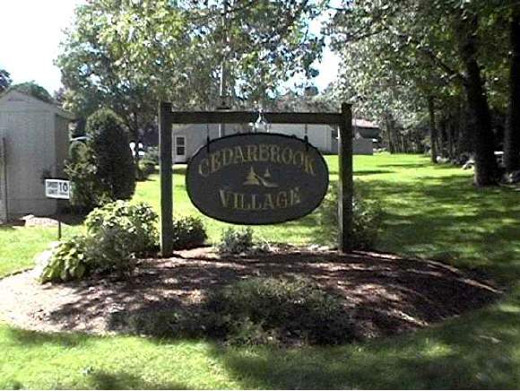 9 D Cedarbrook Village, Unit 9 Rochester, NH 03867 - Photo 1 of 1