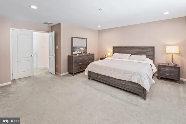 $545,000 | 17 Westbury Drive, Berlin, NJ 08009