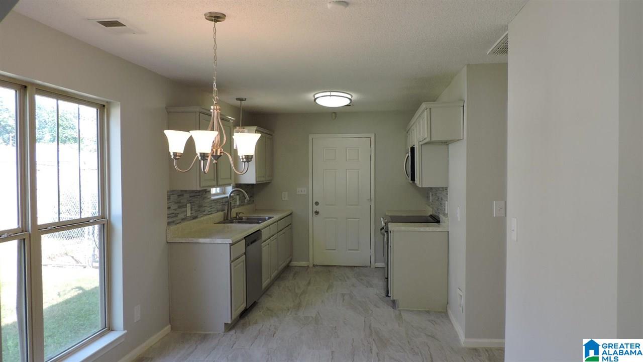 3017 Avenue F Birmingham, AL 35218 - Photo 6 of 17