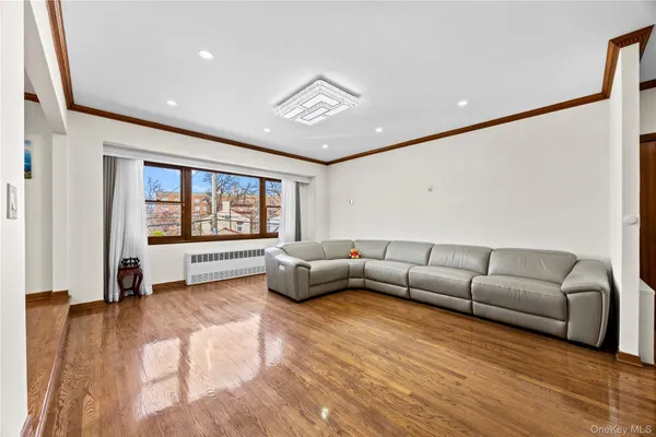 $5,900 | 45-76 Browvale Lane | Little Neck