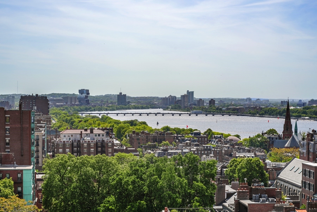 34.5 Beacon Street, Unit PH Boston, MA 02116 - Photo 8 of 11 a view of a city