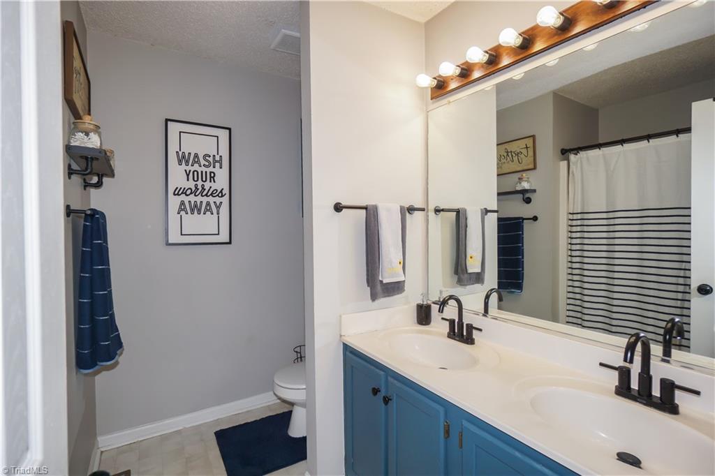 785 Providence Church Road Randleman, NC 27317 - Photo 17 of 30 Gallery Image 17