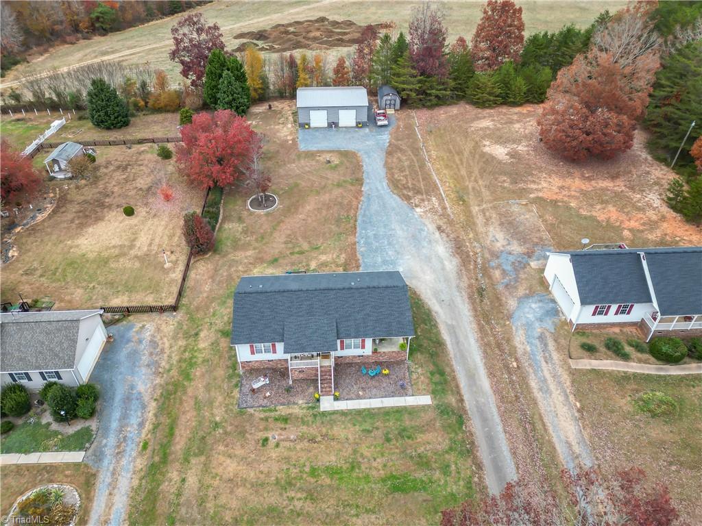 785 Providence Church Road Randleman, NC 27317 - Photo 3 of 30 Gallery Image 3