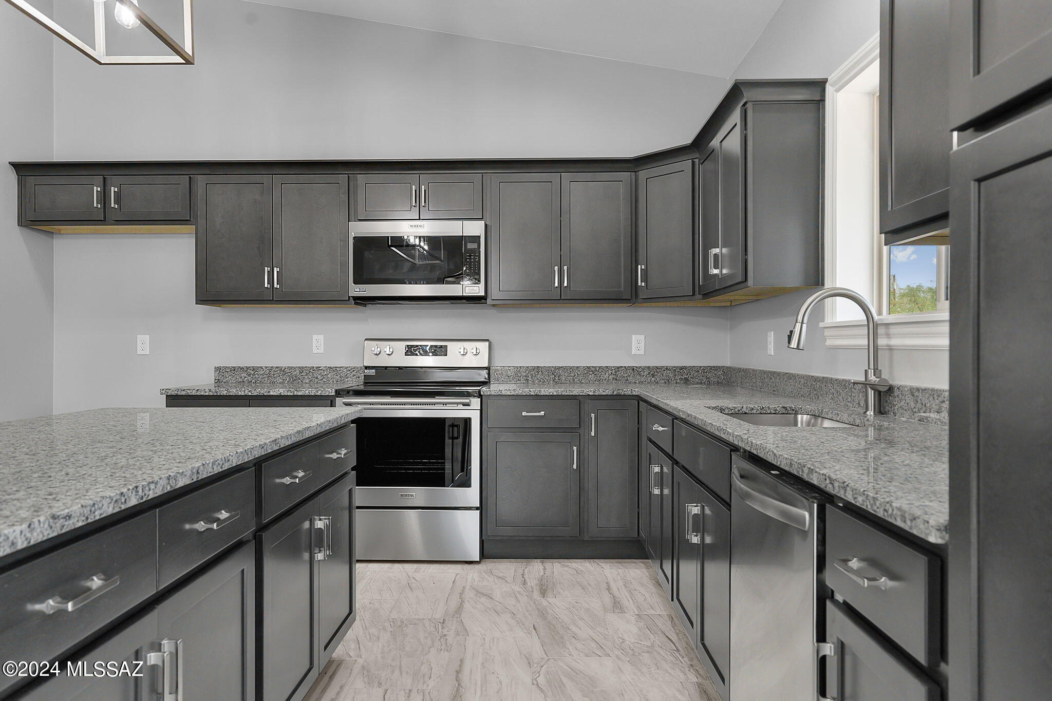 1707 Camino Jalisco Rio Rico, AZ 85648 - Photo 6 of 19
